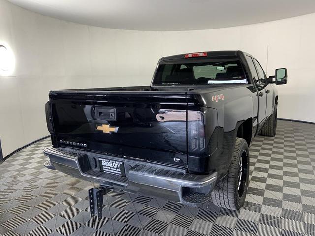 Photo of 2017 Black Chevrolet Silverado 1500