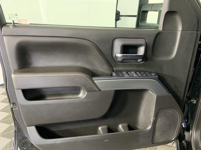 Photo of 2017 Black Chevrolet Silverado 1500