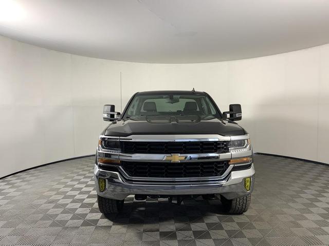 Photo of 2017 Black Chevrolet Silverado 1500