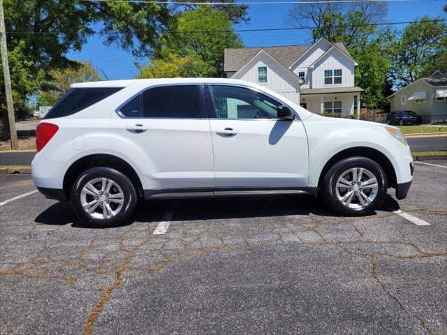 Photo of 2014 White Chevrolet Equinox