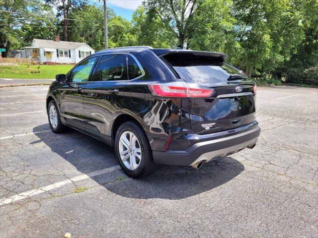 Photo of 2019 Black Ford Edge