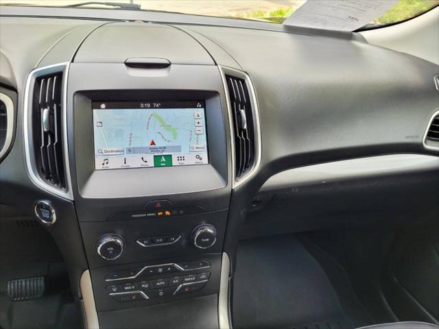 Photo of 2019 Black Ford Edge