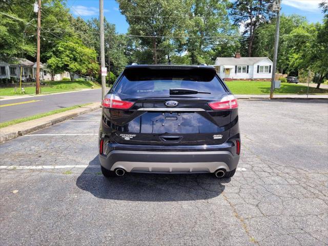 Photo of 2019 Black Ford Edge