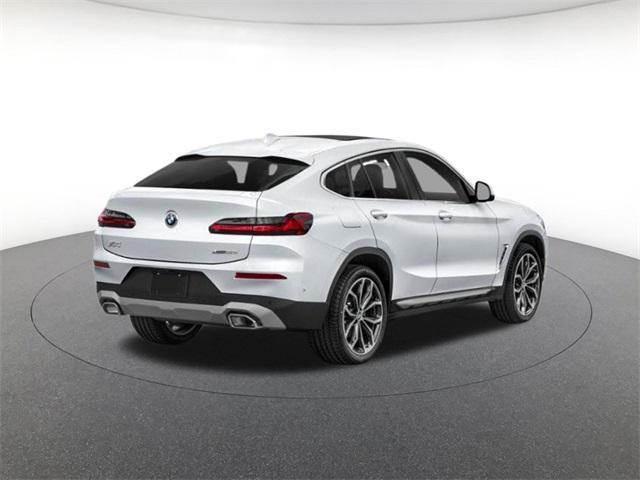 Photo of 2025 Alpine White BMW X4