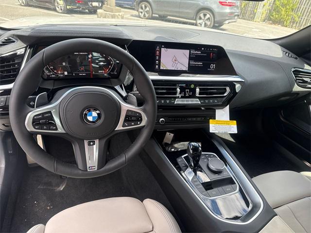 Photo of 2026 Alpine White BMW Z4