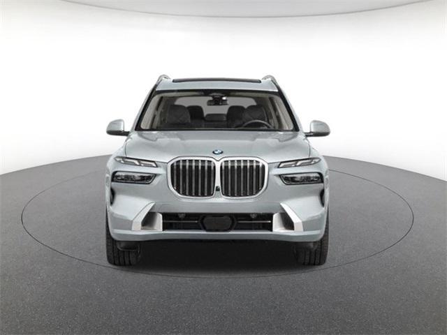Photo of 2026 Black Sapphire Metallic BMW X7