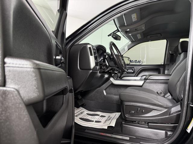 Photo of 2018 Black Chevrolet Silverado 1500