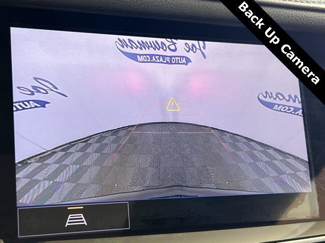 Photo of 2021 Stellar Black Metallic Cadillac XT6