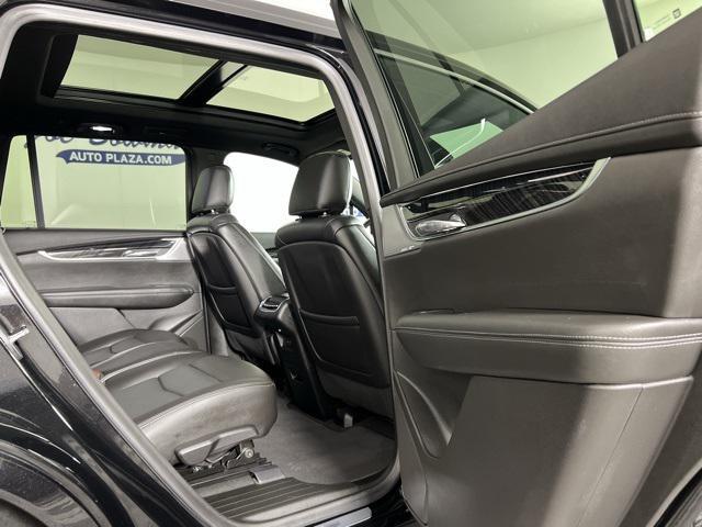 Photo of 2021 Stellar Black Metallic Cadillac XT6