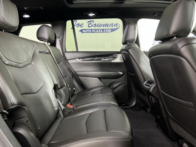 Photo of 2021 Stellar Black Metallic Cadillac XT6