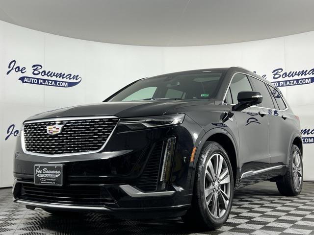 Photo of 2021 Stellar Black Metallic Cadillac XT6