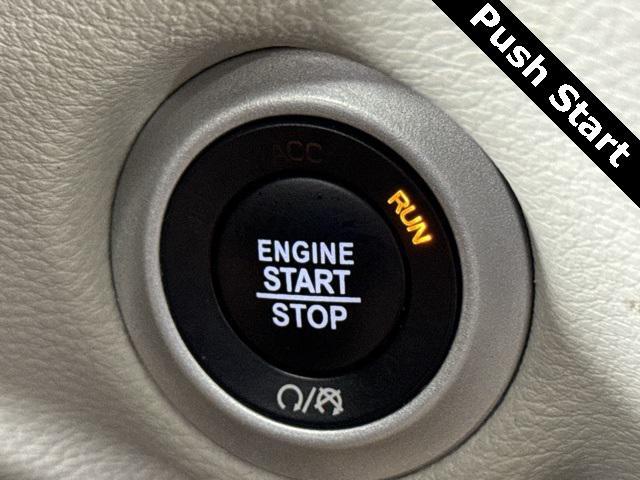 Photo of 2023 Bright White Clearcoat Chrysler Pacifica Hybrid