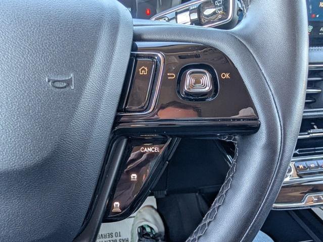 Photo of 2023 White Metallic Lincoln Corsair