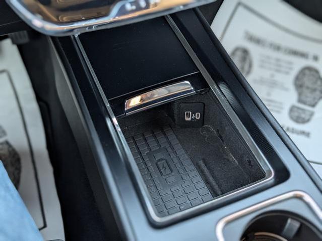 Photo of 2023 White Metallic Lincoln Corsair