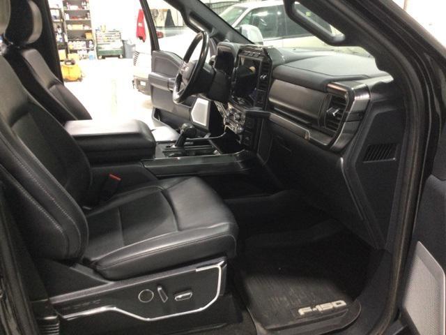 Photo of 2022 Agate Black Metallic Ford F-150