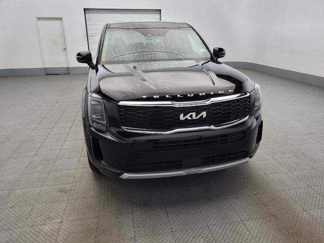 Photo of 2022 Ebony Black Kia Telluride
