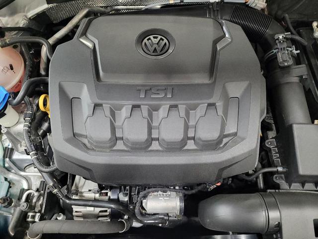 Photo of 2020 Reflex Silver Metallic Volkswagen Passat