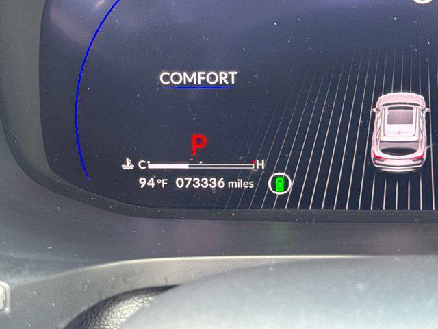 Photo of 2024 Platinum White Pearl Acura MDX
