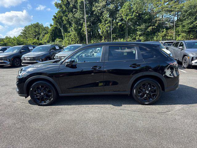 Photo of 2023 Nordic Forest Pearl Honda HR-V