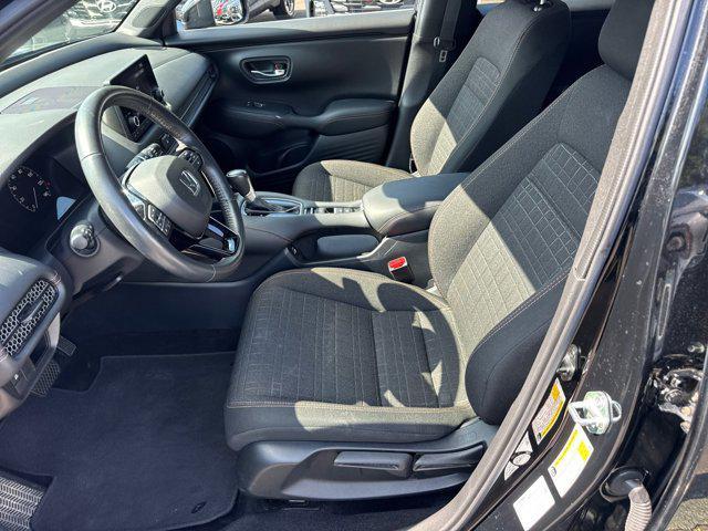 Photo of 2023 Nordic Forest Pearl Honda HR-V