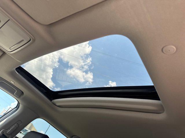 Photo of 2026 Solar Silver Metallic Honda CR-V