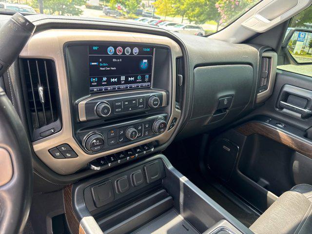 Photo of 2017 Quicksilver Metallic GMC Sierra 1500