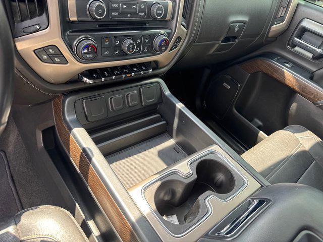Photo of 2017 Quicksilver Metallic GMC Sierra 1500