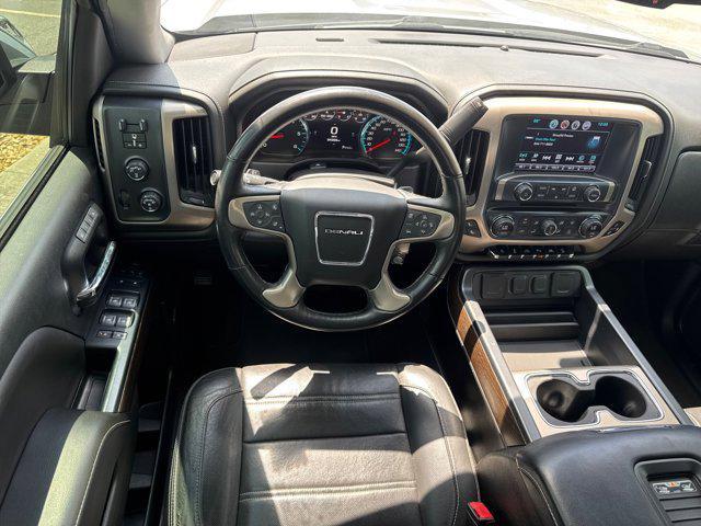 Photo of 2017 Quicksilver Metallic GMC Sierra 1500