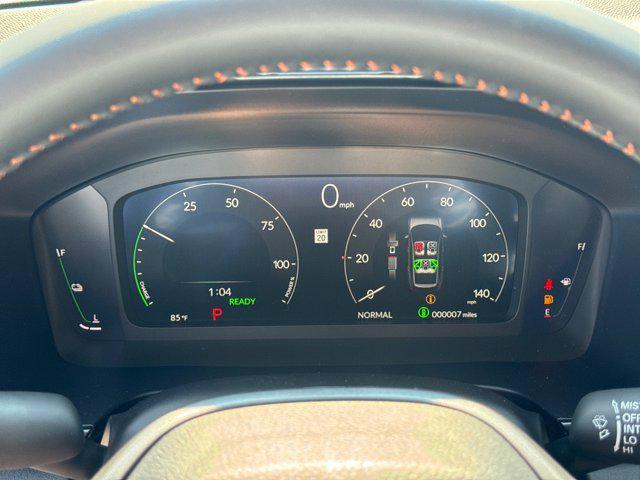 Photo of 2026 Platinum White Pearl Honda CR-V Hybrid