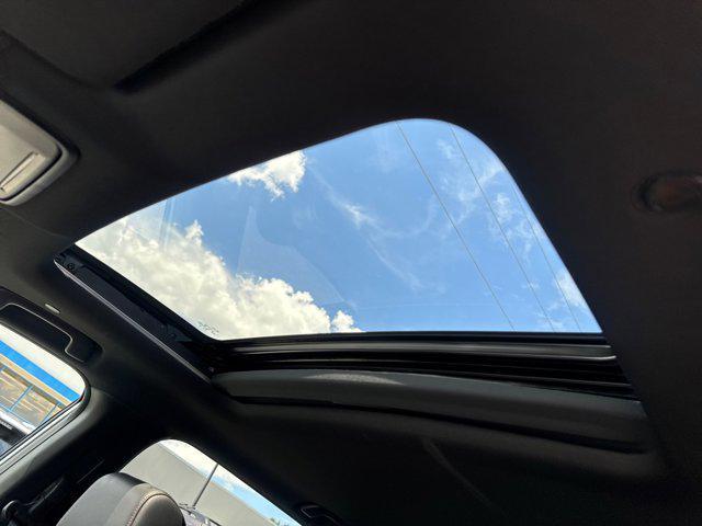 Photo of 2025 Gray Honda CR-V Hybrid