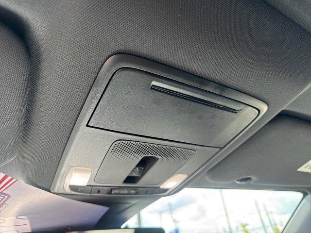 Photo of 2025 Gray Honda CR-V Hybrid