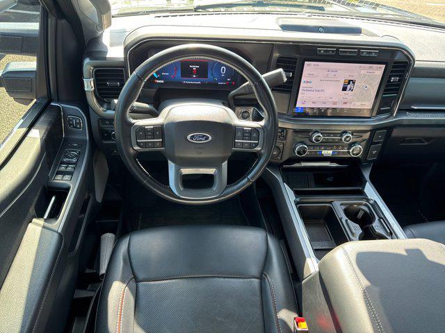Photo of 2023 Agate Black Metallic Ford F-250