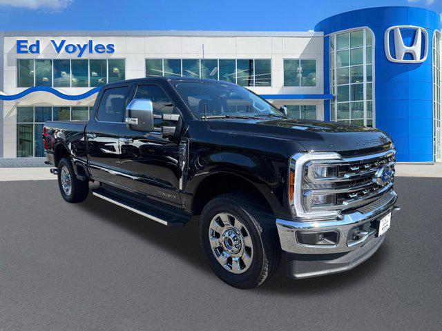 Photo of 2023 Agate Black Metallic Ford F-250