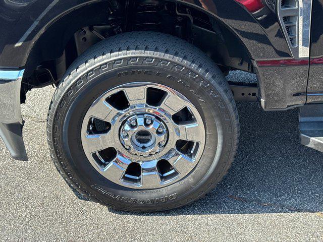 Photo of 2023 Agate Black Metallic Ford F-250
