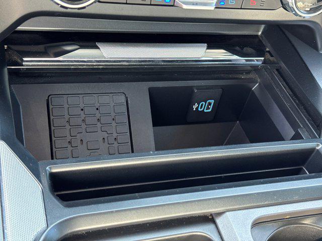 Photo of 2023 Agate Black Metallic Ford F-250