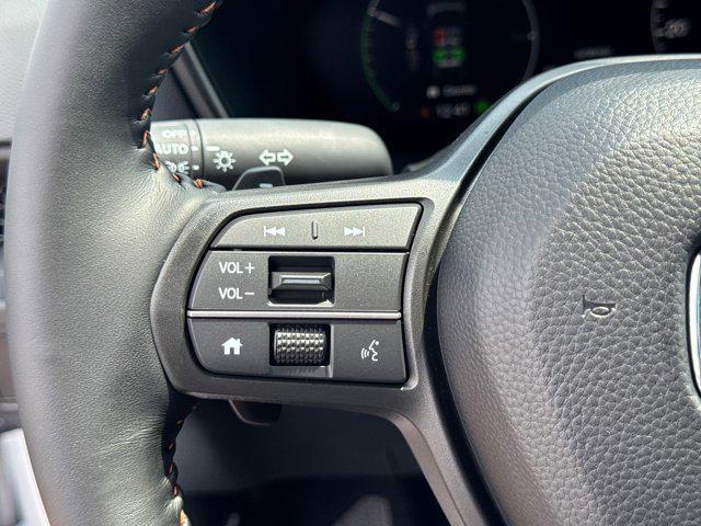 Photo of 2026 Platinum White Pearl Honda CR-V Hybrid
