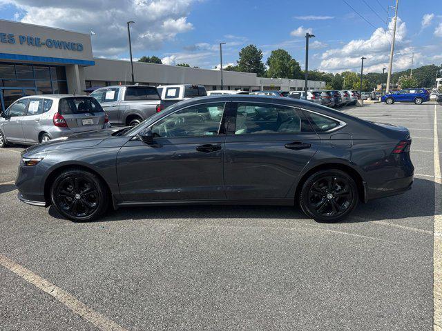 Photo of 2024 Meteorite Gray Metallic Honda Accord