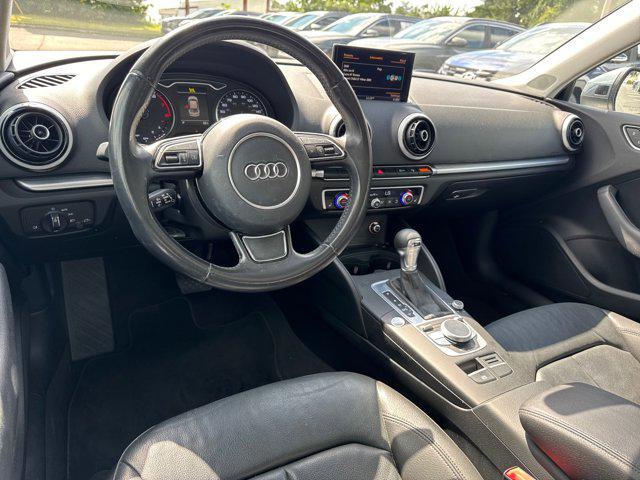 Photo of 2016 Gray Audi A3