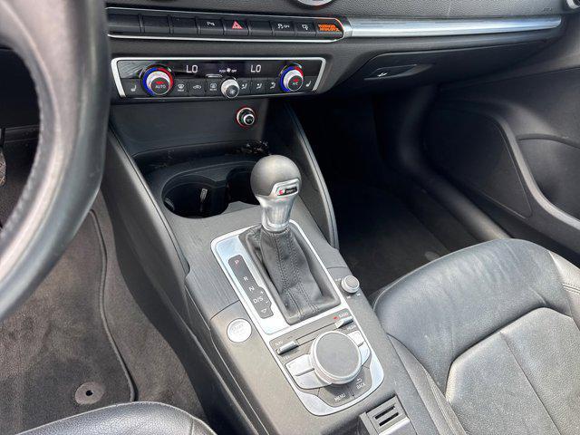 Photo of 2016 Gray Audi A3