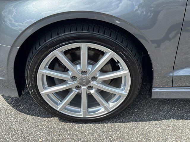 Photo of 2016 Gray Audi A3