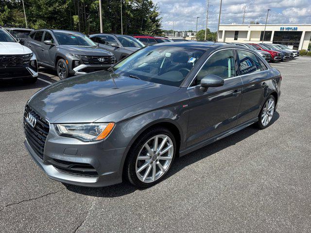 Photo of 2016 Gray Audi A3