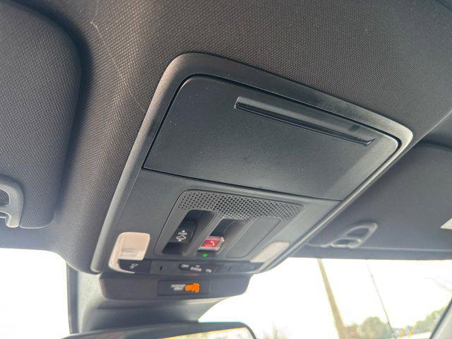 Photo of 2025 Solar Silver Metallic Honda Accord Hybrid