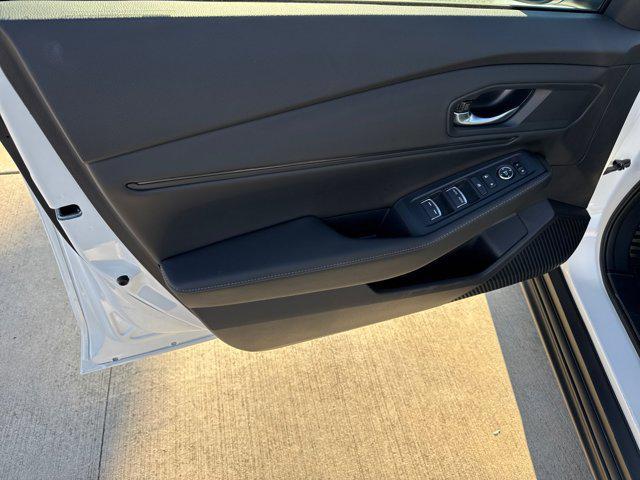 Photo of 2025 Platinum White Pearl Honda Accord Hybrid