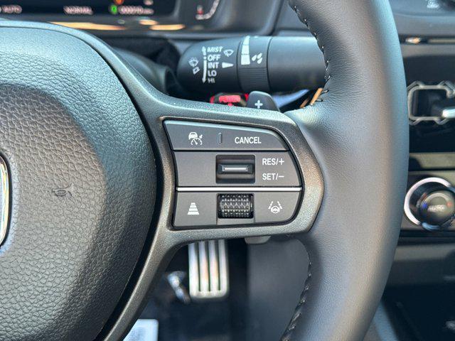 Photo of 2025 Platinum White Pearl Honda Accord Hybrid