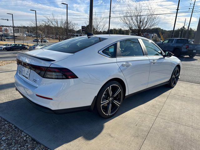 Photo of 2025 Platinum White Pearl Honda Accord Hybrid
