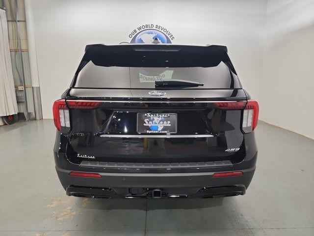 Photo of 2025 Agate Black Metallic Ford Explorer