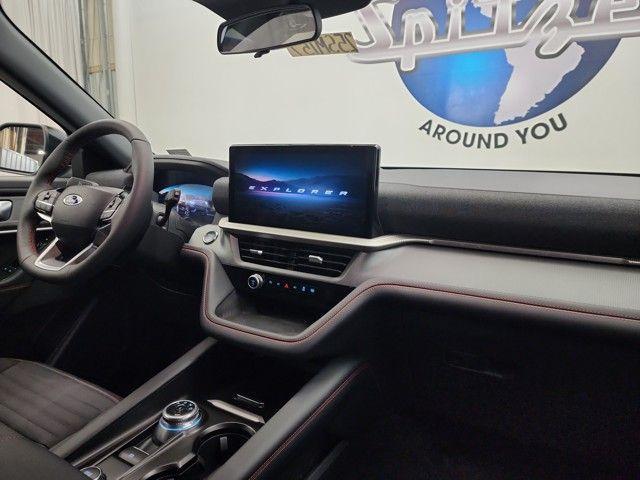 Photo of 2025 Agate Black Metallic Ford Explorer