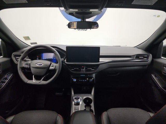 Photo of 2025 Gray Metallic Ford Escape
