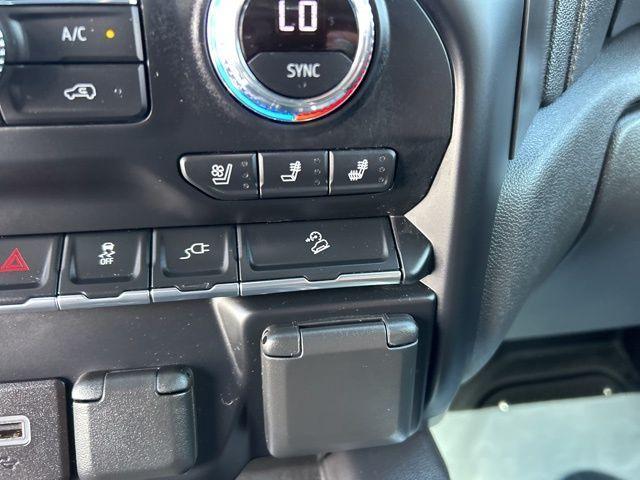 Photo of 2021 Onyx Black GMC Sierra 1500