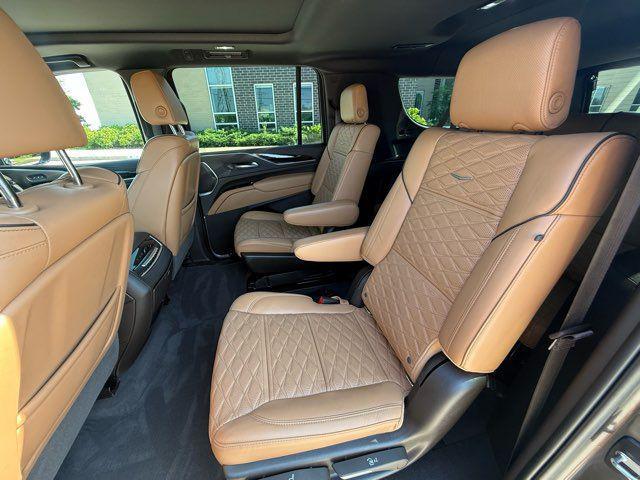 Photo of 2021 Other Cadillac Escalade ESV